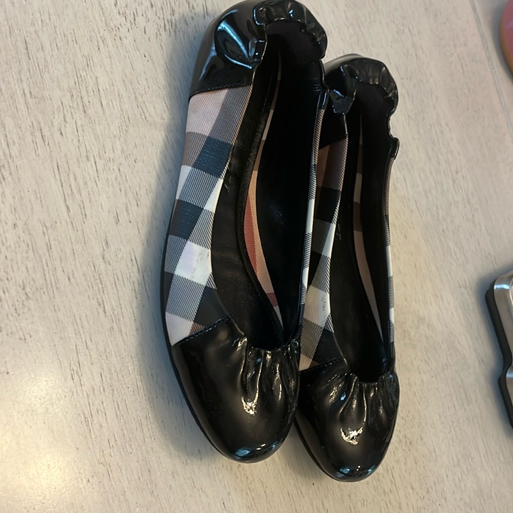 Like new Burberry ballet flats